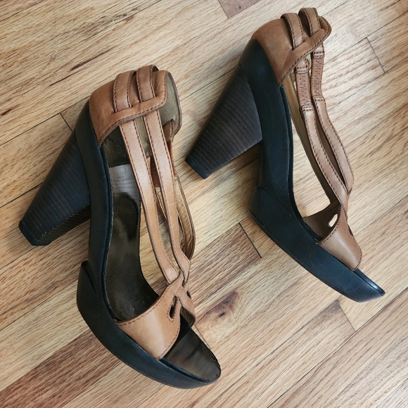 Givenchy Brown Leather Wooden Soled Sandals - size 5.5 - Picture 2 of 13